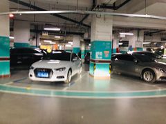 场地-大悦城-停车场