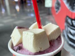 桑葚葡萄华夫奶砖-DQ·蛋糕·冰淇淋(荟聚中心店)