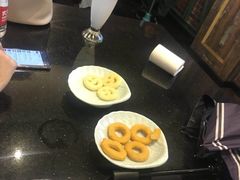 -GAGA主题量贩式KTV平价店(工大店)