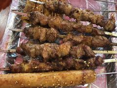 -金渝海鲜烧烤万州烤鱼店