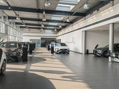 -奔驰利星行(北京花乡店)