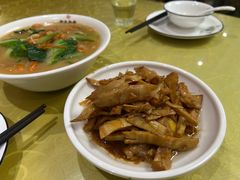 油焖鞭竹笋-何记面馆(龙泉山店)
