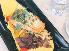 -Bully Hayes Restaurant & Bar