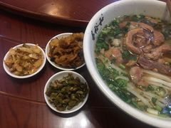 猪油渣-易裕和·长沙米粉(友谊路店)