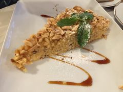 -Majestic Café