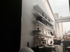 -UNI UNI(环亚凯瑟琳店)