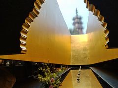 -龙华寺