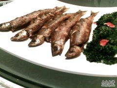 烤鱼-八府香鸭·啫啫煲(华山路店)