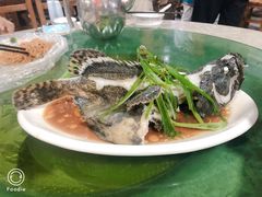 -四川小胡子海鲜(丁村万人海鲜广场店)