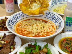 -李与白包子铺(桐梓林店)