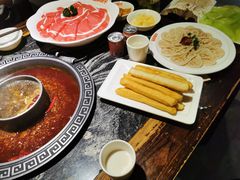 -晓宇重庆火锅(大唐不夜城店)