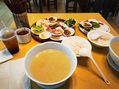 -桥香园云南过桥米线(金马碧鸡店)