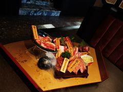 -铭牛烧肉·和牛海鲜自助(高新月牙湖店)
