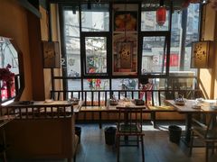 大堂-小凤庭·地道湖北菜武昌鱼·藕汤(38年黄鹤楼店)