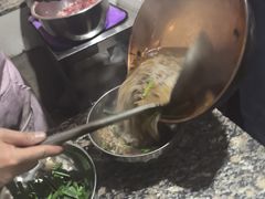 -正宗杨记普洱酸醋米线(总店)