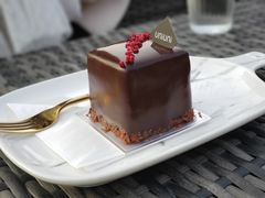 -UNI UNI(环亚凯瑟琳店)