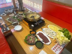 -小椒羊.羊肉粉 龙虾 羊肉串(新地旗舰店)