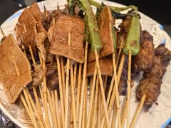 -何师烧烤Pro ·江湖川菜·小龙虾·精酿(太古里旗舰店)