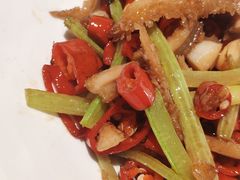 小米椒爱肚丝-江渔儿酸菜鱼(映月湖环宇城店)