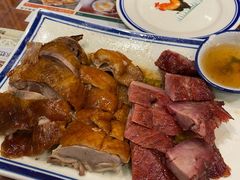叉烧拼烧鸭-小龍鳳餐室(番禺路店)