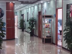 -茂菊口腔连锁(浦东南路店)
