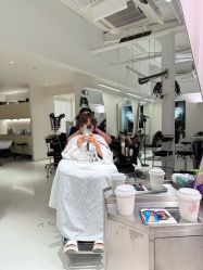 -SALON DE VANHADA
