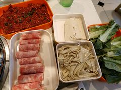 -蛙两只美蛙鱼头火锅(恒茂店)