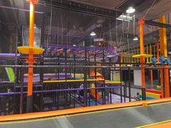 -Tenker Club弹刻极限主题公园 · 蹦床 · 团建 · 生日派对(大关店)