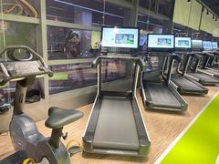 -GMJ·24H健身房(北外滩店)