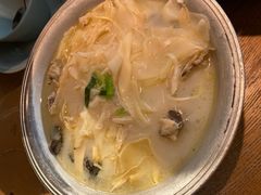 -蜜桃餐厅·伴山(湖滨商业街店)