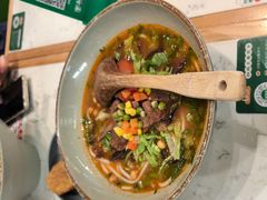 -百春原湖南牛肉粉(百联世纪店)