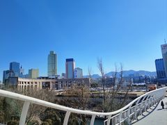 -泉城广场