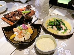 -穹六人间 people 6(岳阳路店)