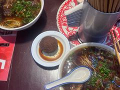 红烧牛肉半汤烩面-逸桂禾面馆