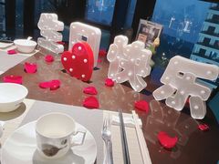 -江上荟·创意中国菜(绿地缤纷城店)