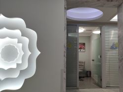 -咪咪专业脱毛连锁机构