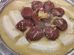-鹤乡东北菜(崮山路店)