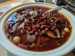 -渝信川菜 · 川味家常菜(财富购物中心店)