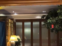 -八府香鸭·啫啫煲(华山路店)