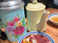 -泥糊破店小酒馆·团建聚餐(南京西路店)