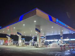 -中国能源朝平加油站