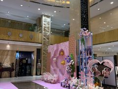 -东豪园林海鲜酒家(南港路辅路店)