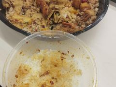 -愉肴麻辣香锅(中北镇店)