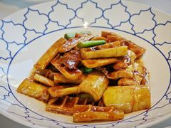 油焖笋-柴门·头啖汤(天安千树店)