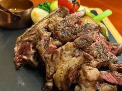 -东西风牛排馆周末烧烤自助(首都机场希尔顿店)