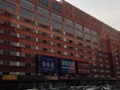-燕莎友谊商城(金源店)