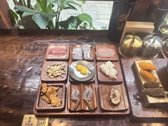 -银米·云南传统过桥米线(双廊黑金冠店)
