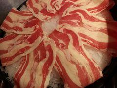 -老牌坊云南鱼豆花火锅(哈西万达店)