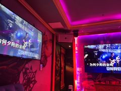 -UK派对KTV(日月广场店)