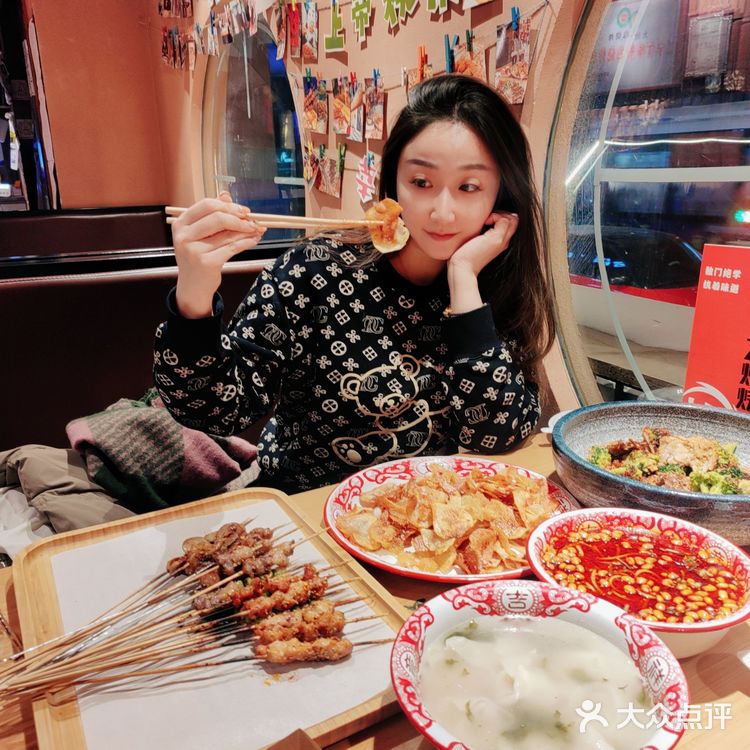 沈阳首家超大排骨串和鸡架锅快来尝尝‼️